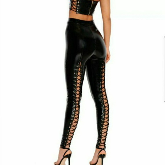 Two piece Set - Picture 2 of 3